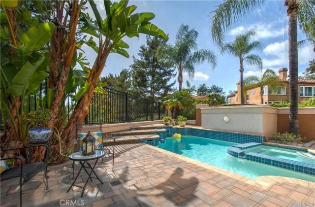 26325 Cannes, Mission Viejo, CA 92692