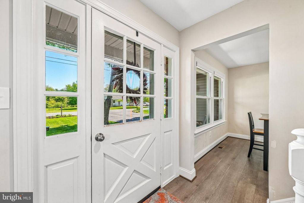 Image 12 of property listing at 1210 RANDOM RIDGE RD, Westminster, MD 21157
