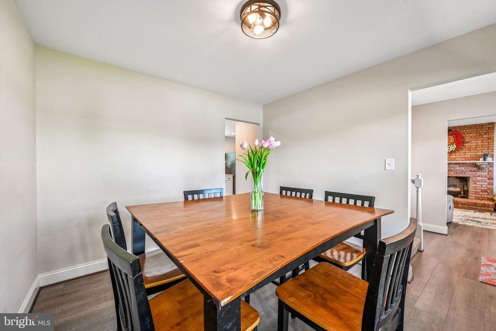 Image 21 of property listing at 1210 RANDOM RIDGE RD, Westminster, MD 21157