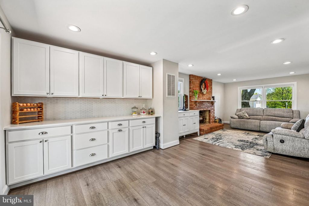Image 25 of property listing at 1210 RANDOM RIDGE RD, Westminster, MD 21157