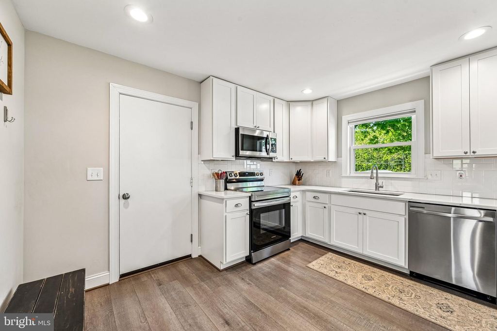 Image 32 of property listing at 1210 RANDOM RIDGE RD, Westminster, MD 21157