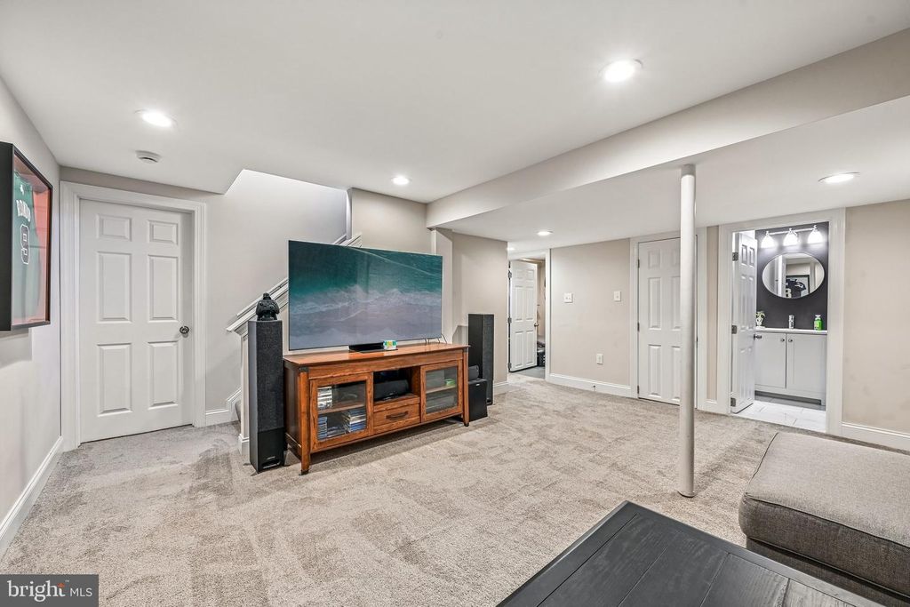 Image 51 of property listing at 1210 RANDOM RIDGE RD, Westminster, MD 21157