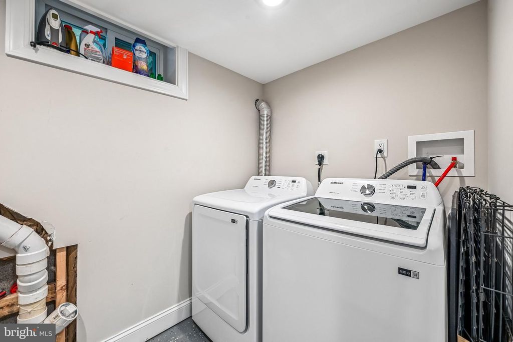 Image 55 of property listing at 1210 RANDOM RIDGE RD, Westminster, MD 21157