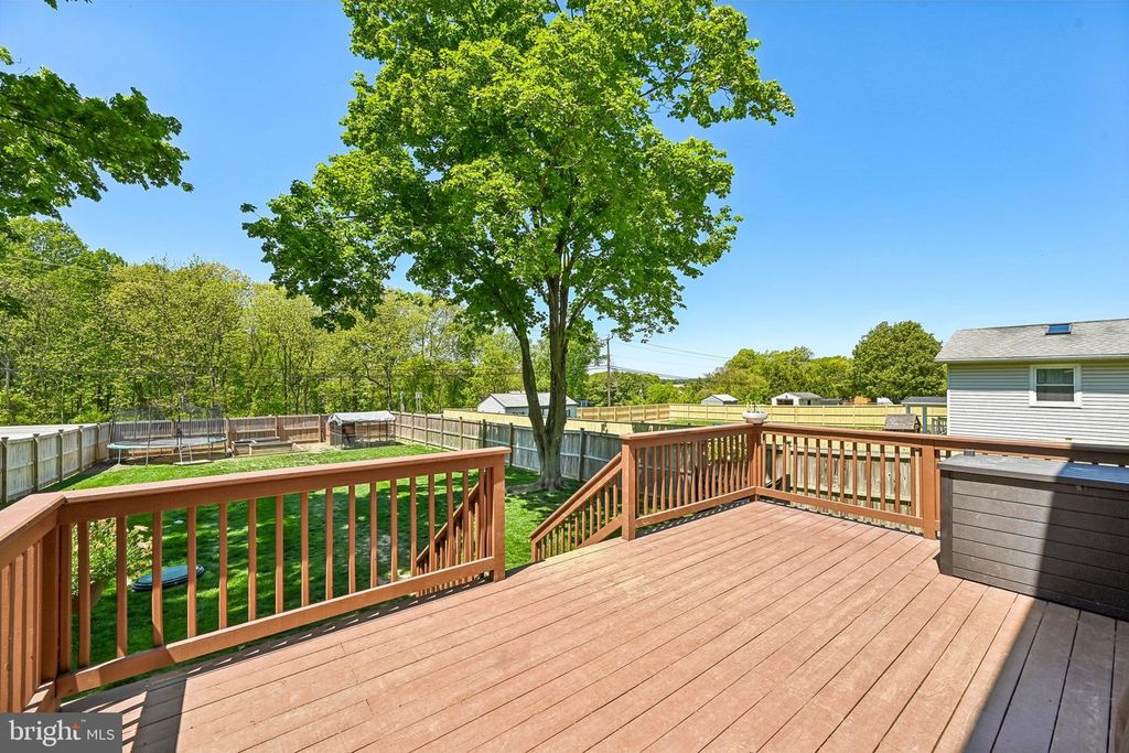 Image 57 of property listing at 1210 RANDOM RIDGE RD, Westminster, MD 21157