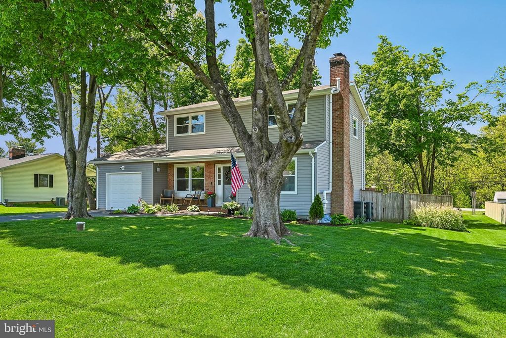 Image 6 of property listing at 1210 RANDOM RIDGE RD, Westminster, MD 21157