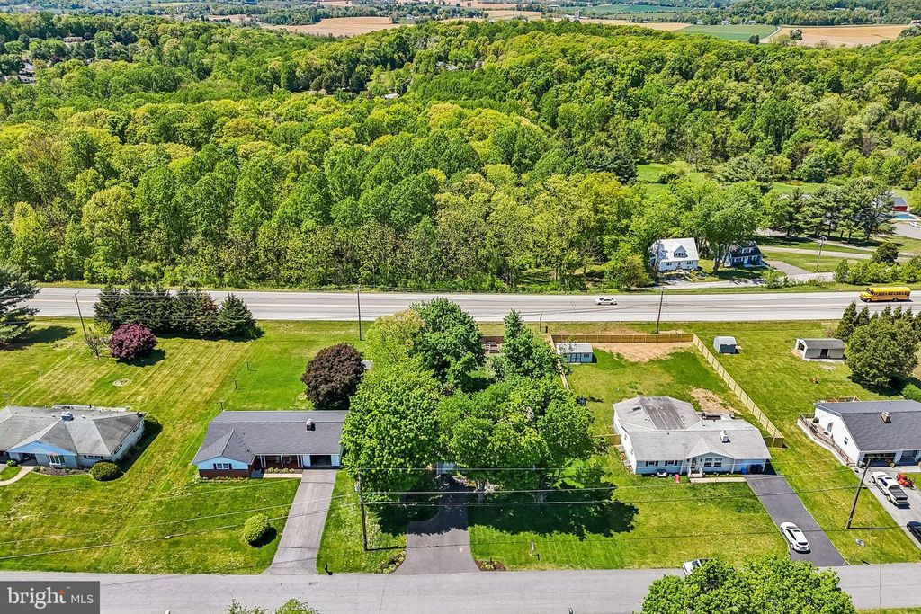 Image 74 of property listing at 1210 RANDOM RIDGE RD, Westminster, MD 21157
