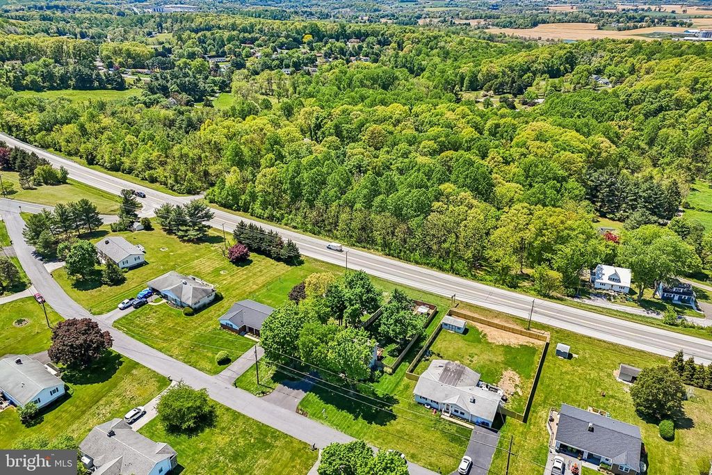 Image 76 of property listing at 1210 RANDOM RIDGE RD, Westminster, MD 21157