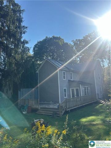 92 Creek Road, Washington Twp, PA 18013