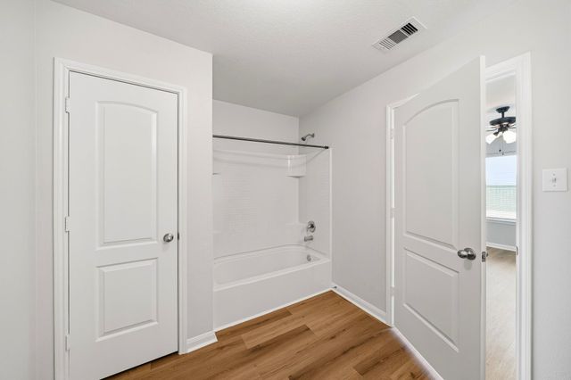 7203 Montclair Peak Lane, Richmond, TX 77469
