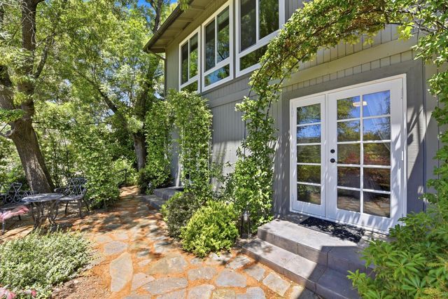 12420 Incline Dr, Auburn, CA 95603