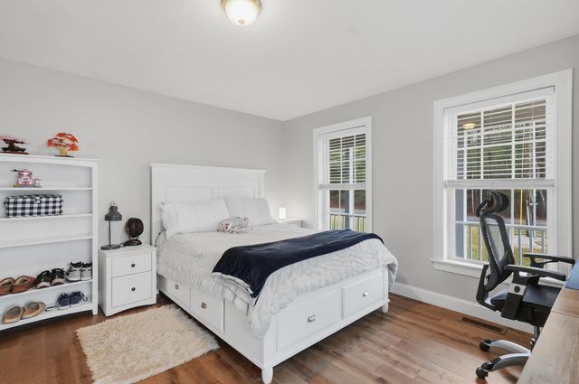71 Bedford Road, Merrimack, NH 03054