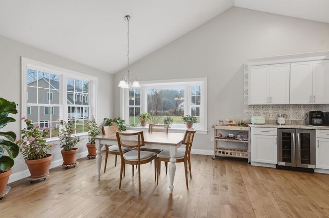 71 Bedford Road, Merrimack, NH 03054