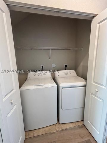 1021 NW 5th St, Florida City, FL 33034