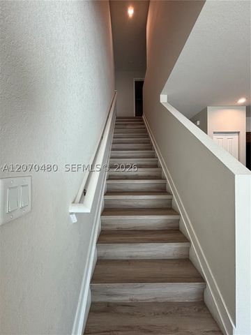 1021 NW 5th St, Florida City, FL 33034