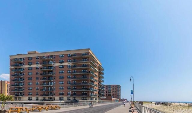 25 W Broadway 115, Long Beach, NY 11561
