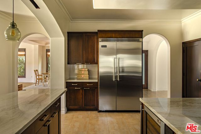 7222 Kentwood Avenue, Los Angeles, CA 90045