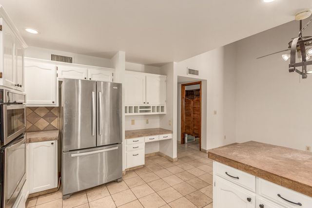 805 W Toledo Street, Chandler, AZ 85225