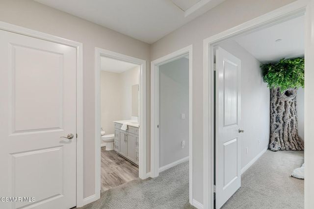 697 Camino Tierra Santa, Camarillo, CA 93010