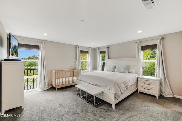 697 Camino Tierra Santa, Camarillo, CA 93010