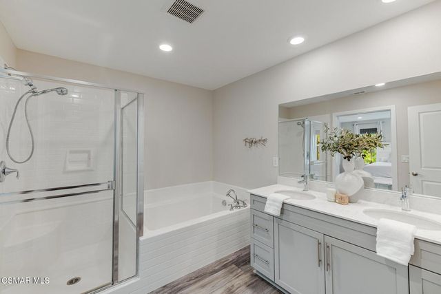 697 Camino Tierra Santa, Camarillo, CA 93010