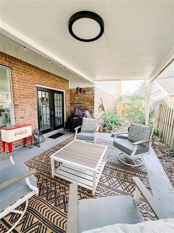 4549 Highland Dr Drive, Lake Charles, LA 70605