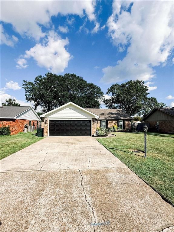 4549 Highland Dr Drive, Lake Charles, LA 70605