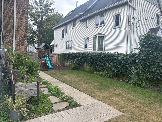 541 Beloit Avenue 2, Forest Park, IL 60130
