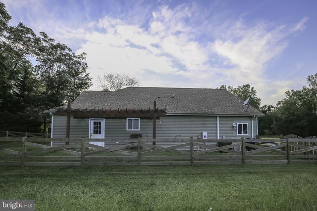 38 ORDINARY RD, Mineral, VA 23117