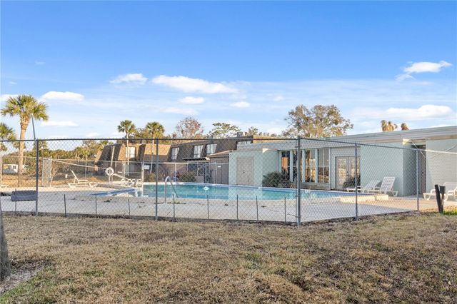 1836 N CRYSTAL LAKE DRIVE 19, Lakeland, FL 33801