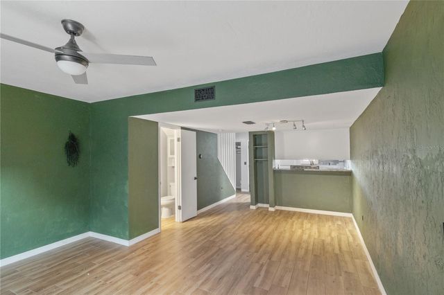 1836 N CRYSTAL LAKE DRIVE 19, Lakeland, FL 33801