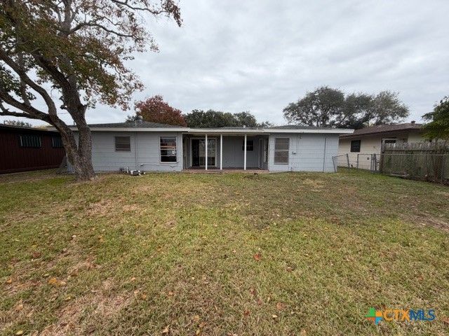 203 Houston Street, Port Lavaca, TX 77979