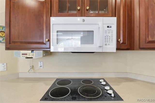 5528 W Hunters Ridge Circle, Lecanto, FL 34461