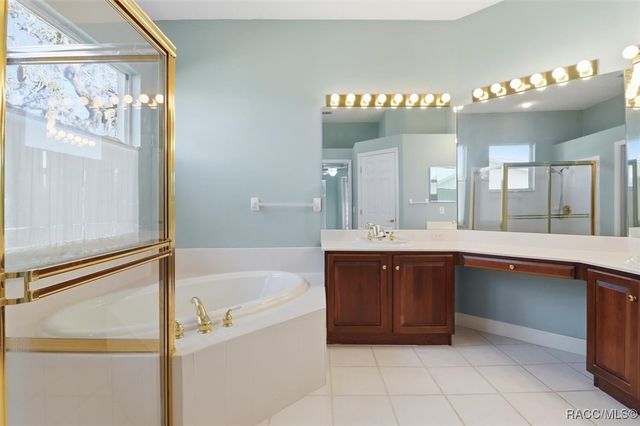 5528 W Hunters Ridge Circle, Lecanto, FL 34461