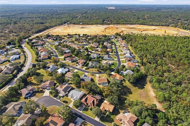 5528 W Hunters Ridge Circle, Lecanto, FL 34461