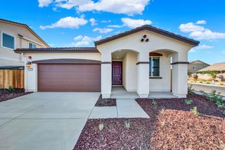 699 Shefford Dr, Vacaville, CA 95687