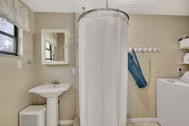 535 28th Street, West Palm Beach, FL 33407