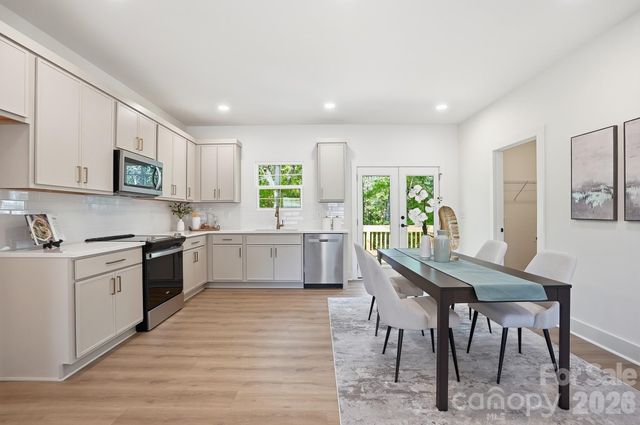 1741 Moss Court, Gastonia, NC 28054