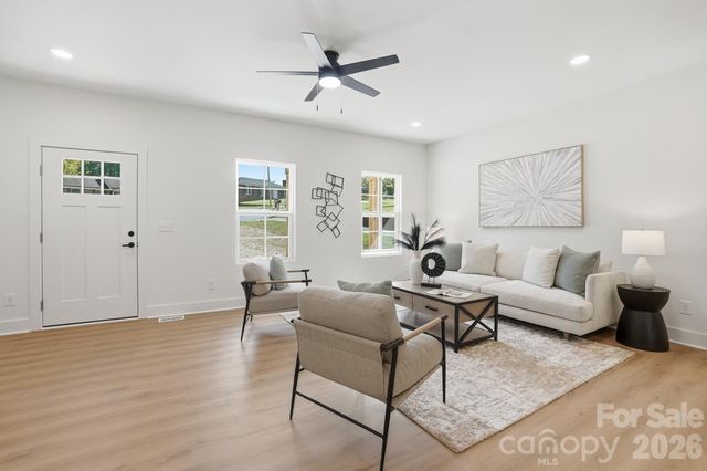 1741 Moss Court, Gastonia, NC 28054