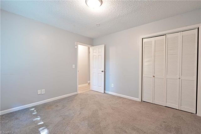 9 Pear Tree Court, Greensboro, NC 27401