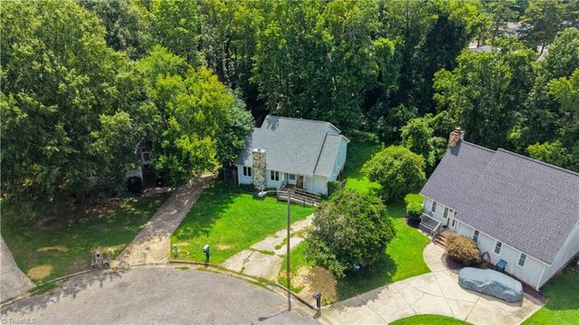 9 Pear Tree Court, Greensboro, NC 27401