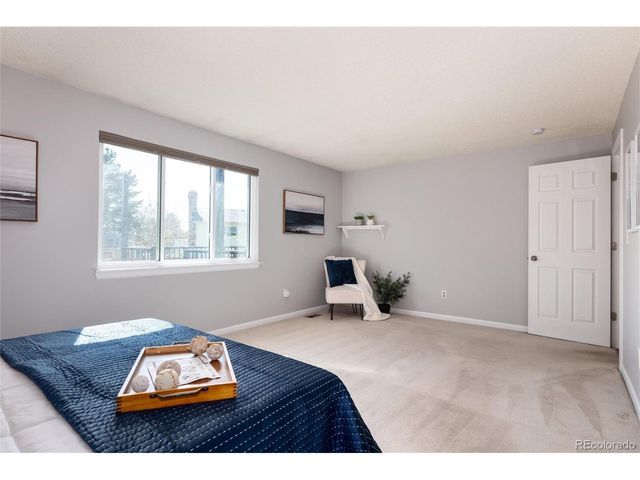 18622 E Kent Dr, Aurora, CO 80013