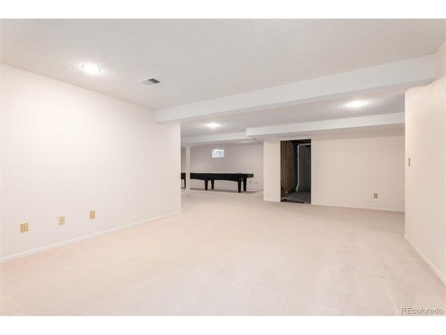 18622 E Kent Dr, Aurora, CO 80013