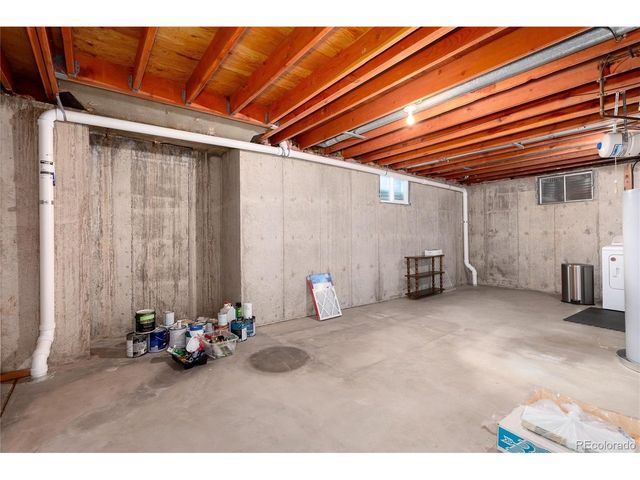 18622 E Kent Dr, Aurora, CO 80013