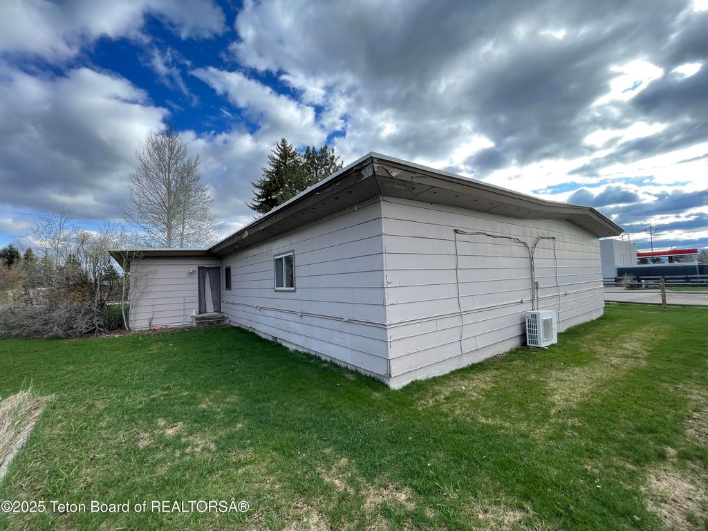 47 E 4TH AVE Avenue, Afton, WY 83110 photo 2