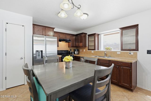 13005 ALFREDO APODACA Drive, El Paso, TX 79938