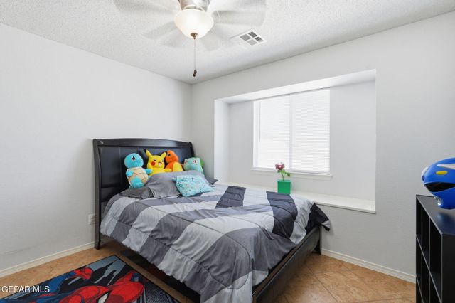 13005 ALFREDO APODACA Drive, El Paso, TX 79938