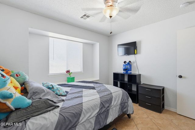 13005 ALFREDO APODACA Drive, El Paso, TX 79938