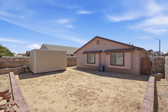 13005 ALFREDO APODACA Drive, El Paso, TX 79938