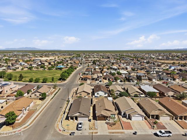13005 ALFREDO APODACA Drive, El Paso, TX 79938