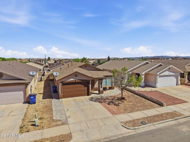 13005 ALFREDO APODACA Drive, El Paso, TX 79938